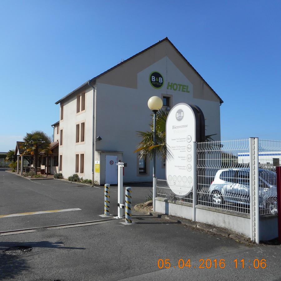 B&B Hotel Chatellerault Bagian luar foto